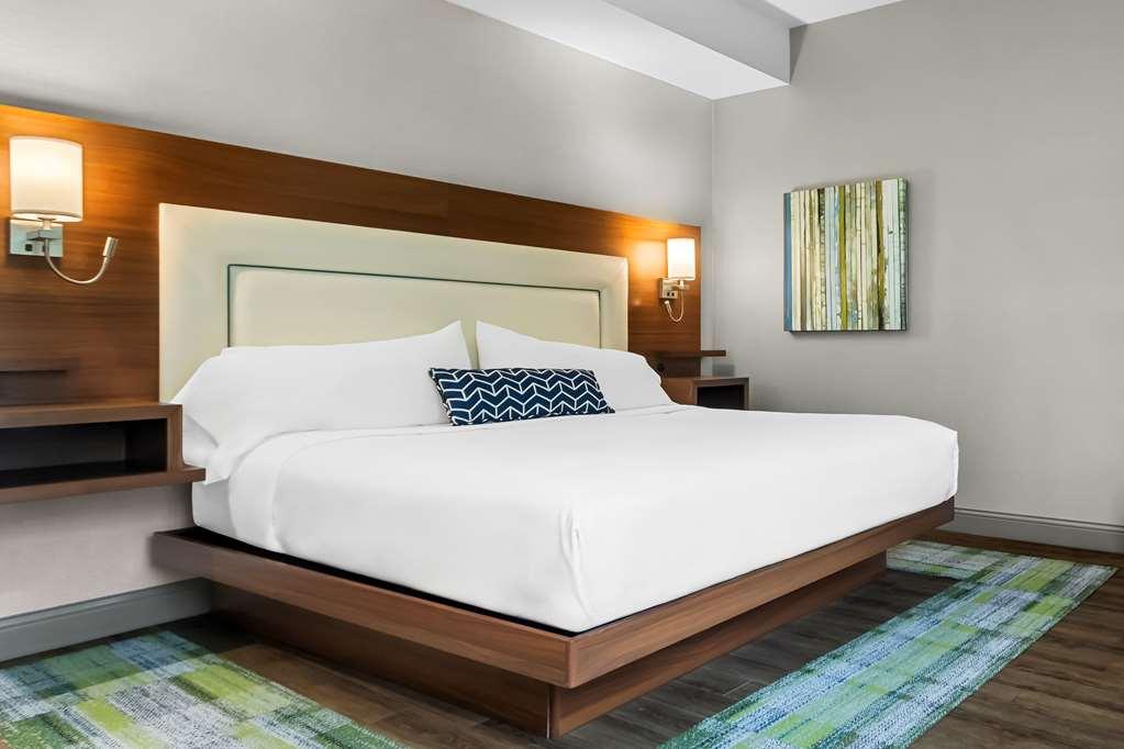 Best Western Plus Mont-Laurier Quarto foto